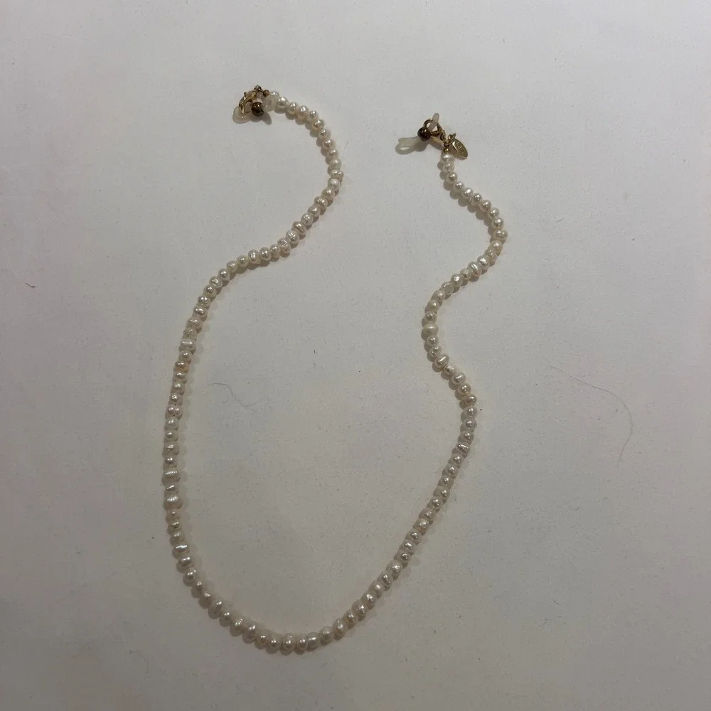 Freshwater Pearl Eyeglass or Mask Chain Necklace Gold Tone Clasps